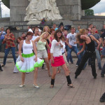 Латиноамериканские танцы на стрелке Васильевского острова