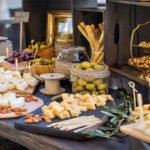 Ярмарка крафтового сыра «СырДвор: Италия на сырной тарелке»
