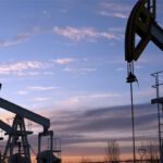 Европарламент призвал ввести эмбарго на импорт нефти и газа из России